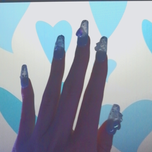 Cute Winter Wonderland Press-on Nails - Picture 3 of 4